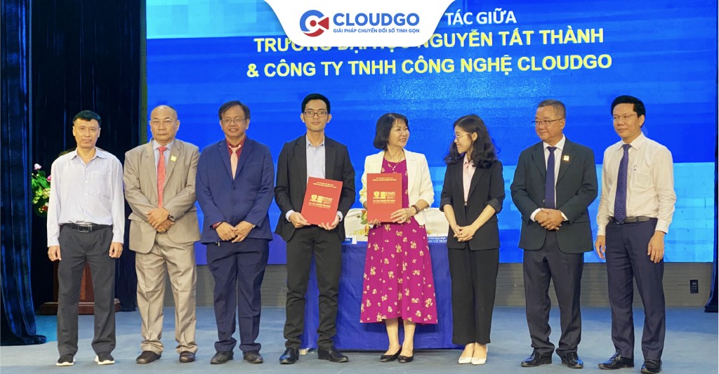 Lễ ký kết hợp tác chiến lược giữa CloudGO và Đại học Nguyễn Tất Thành tại chuyên đề “Đổi mới tái cấu trúc doanh nghiệp”