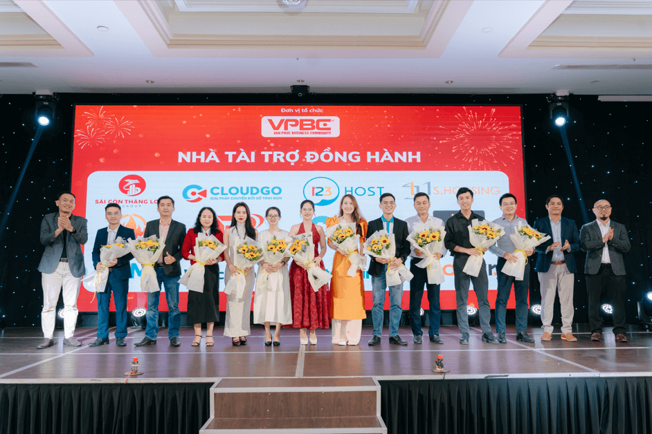 Tri ân các nhà tài trợ