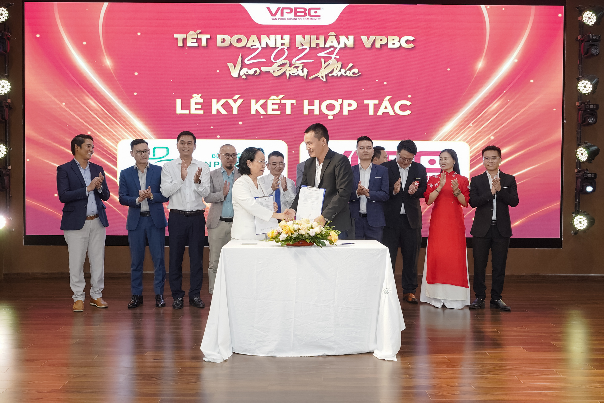 lễ kí kết hợp tác